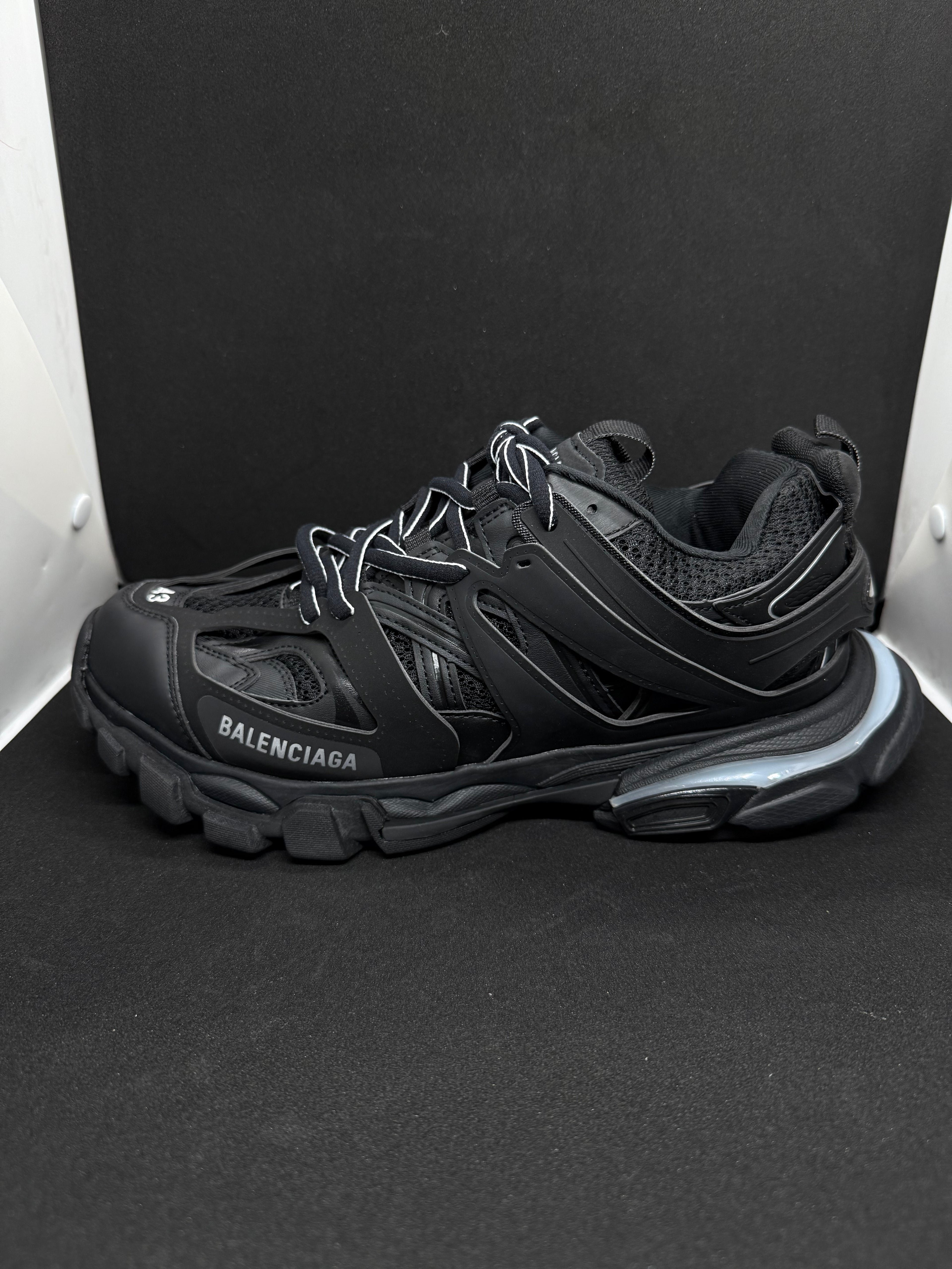 Balenciaga track led