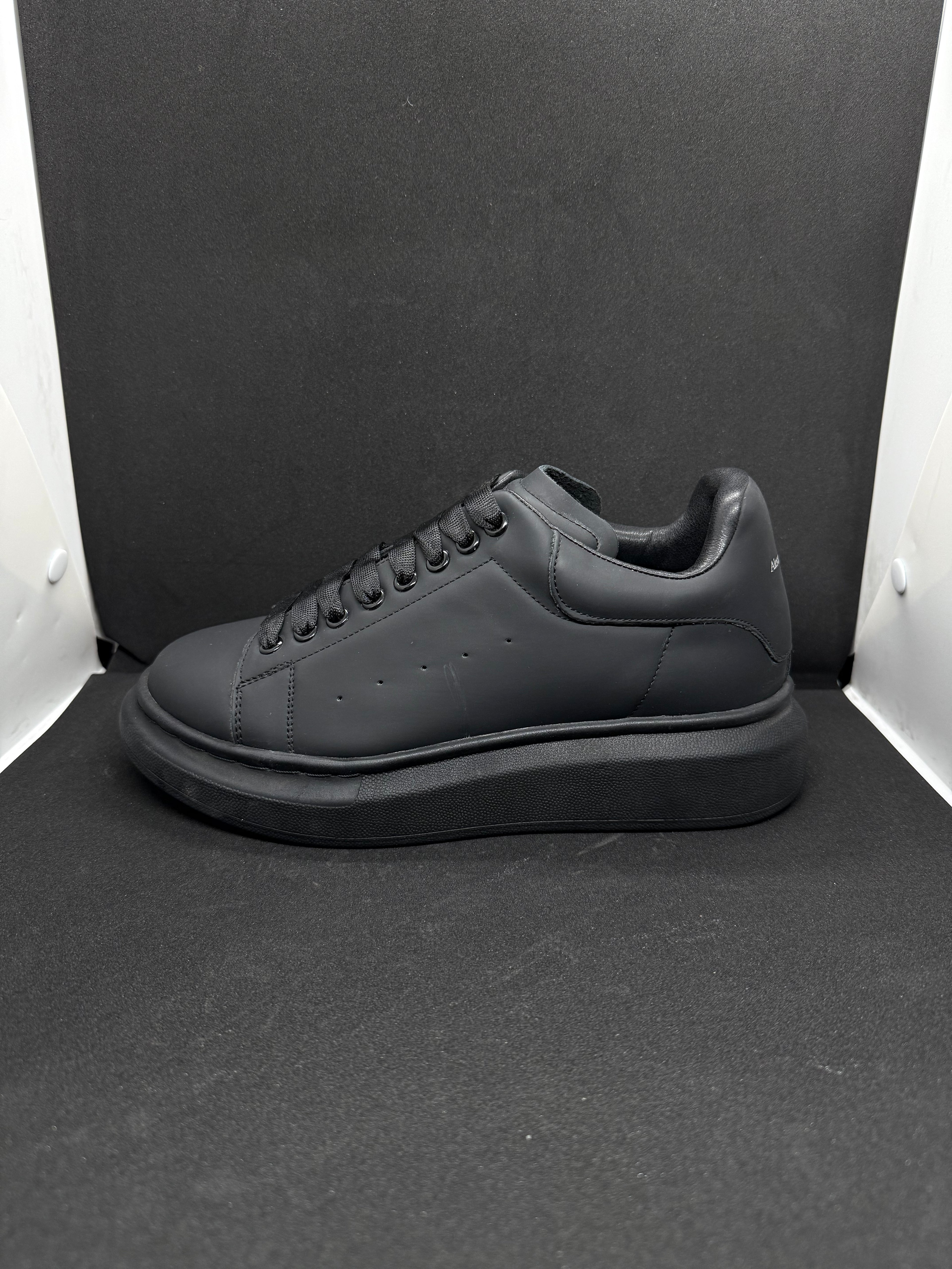 Black Alexander Macqueen