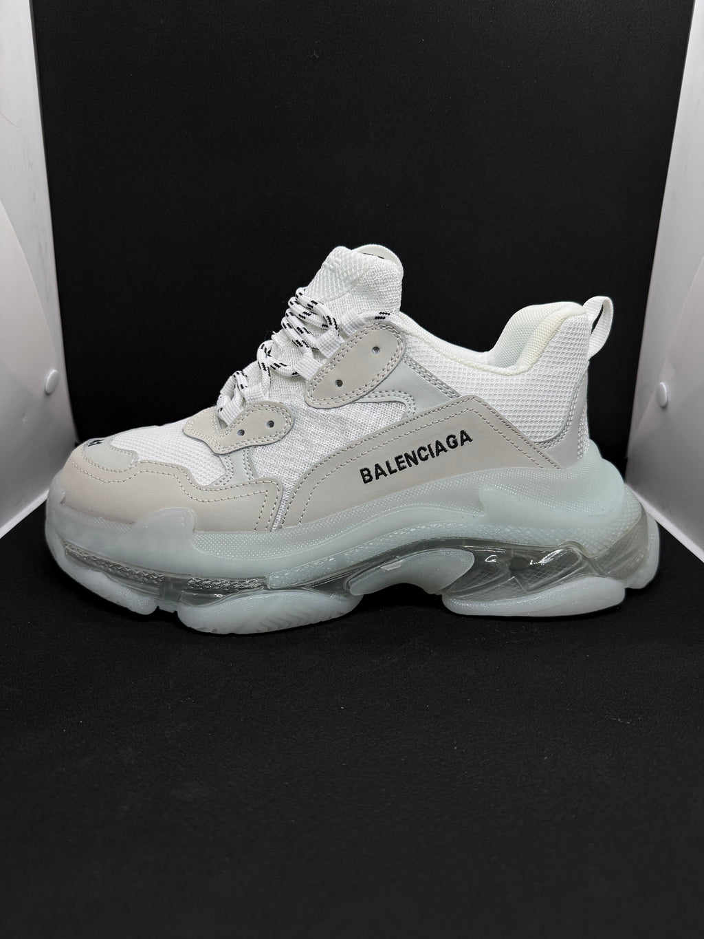 White Balenciaga triple S