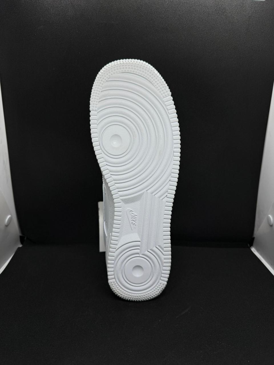 White Nike Air Force 1